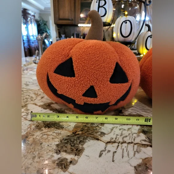 Sherpa Jack O Lantern Plush Pumpkin Pillow Halloween Decor NEW NWT - Picture 16 of 16
